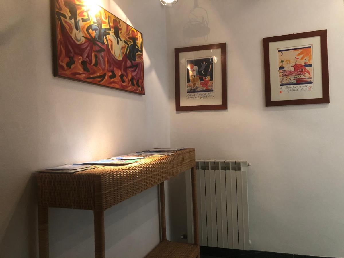 Relax In Darsena - Savona Apartment Luaran gambar