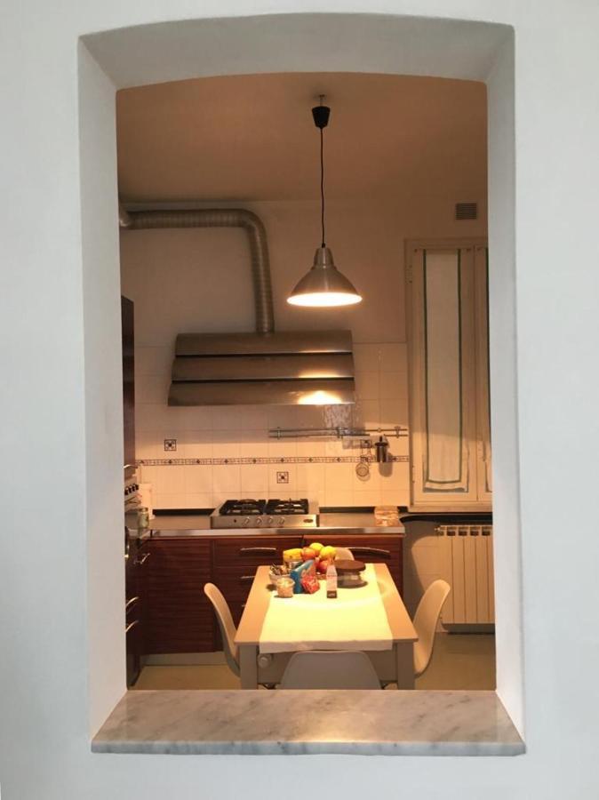 Relax In Darsena - Savona Apartment Luaran gambar